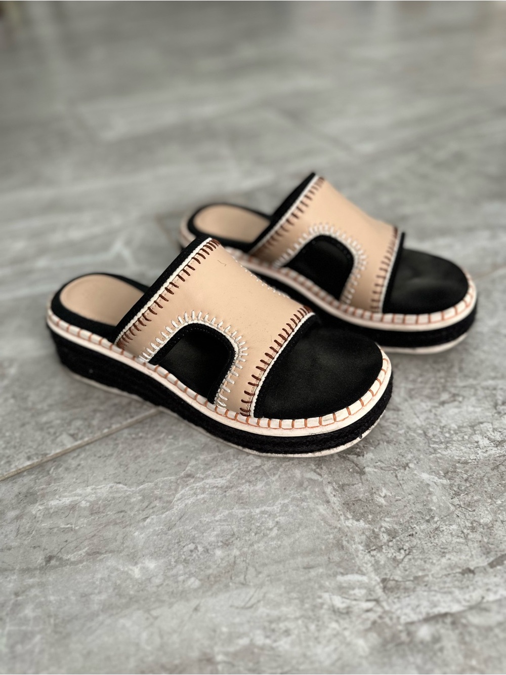 H&M black and beige platform H-bar cutout wedge sandals with contrast stitching